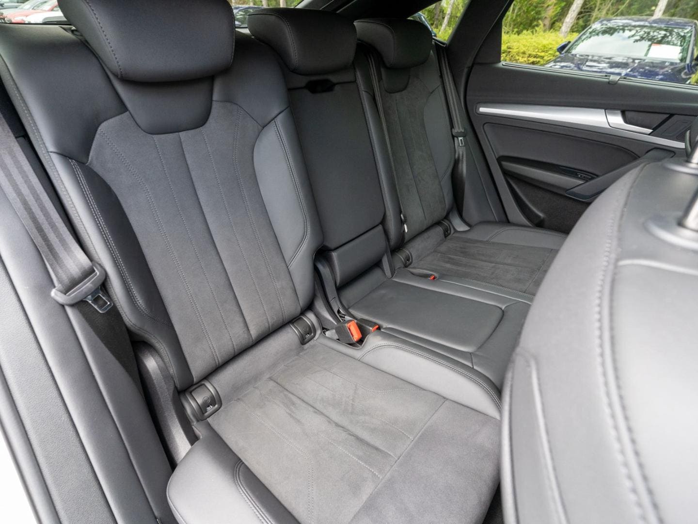 Bild über Audi Q5 Sportback 45 TFSI quattro S tronic - für weitere Informationen kontaktieren Sie den Audi Partner