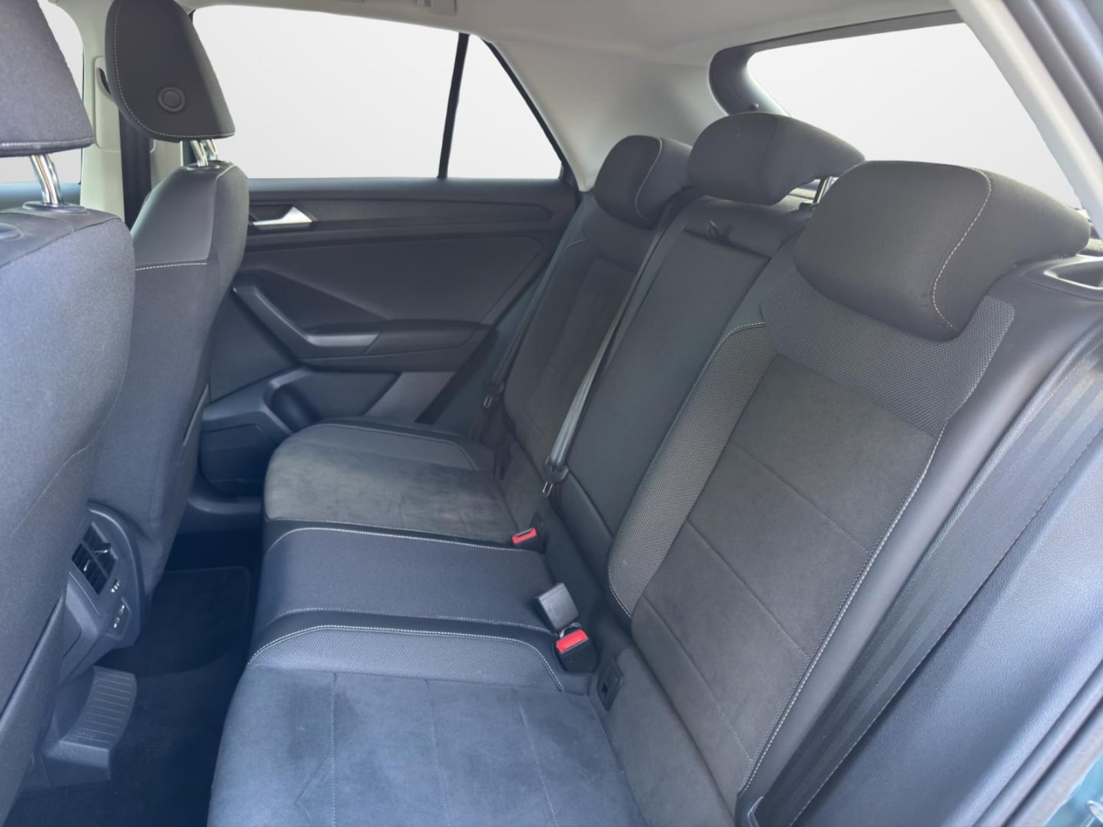 Volkswagen T-Roc – Bild 11