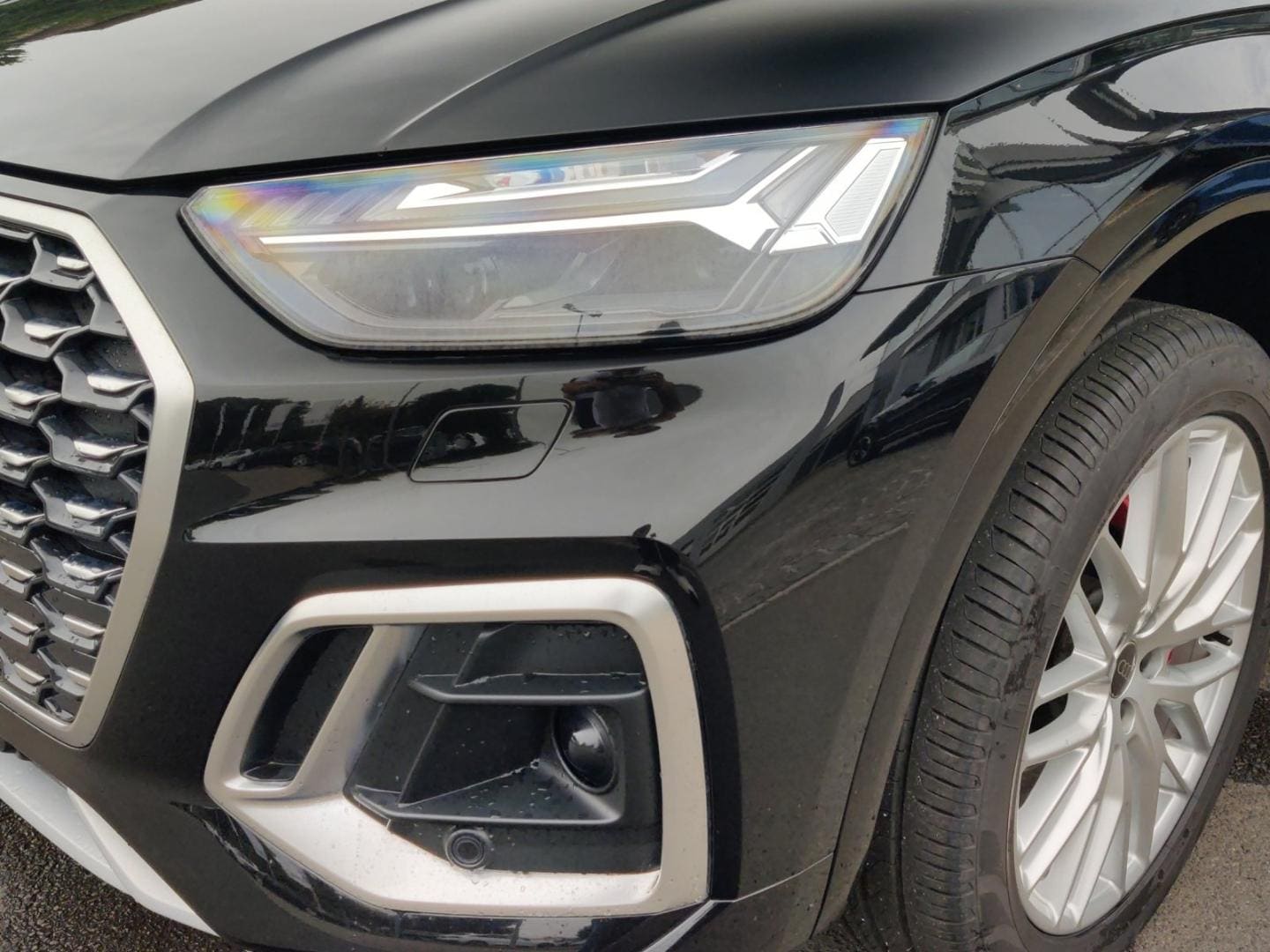 Bild über Audi Q5 Sportback 40 TDI quattro S tronic - für weitere Informationen kontaktieren Sie den Audi Partner