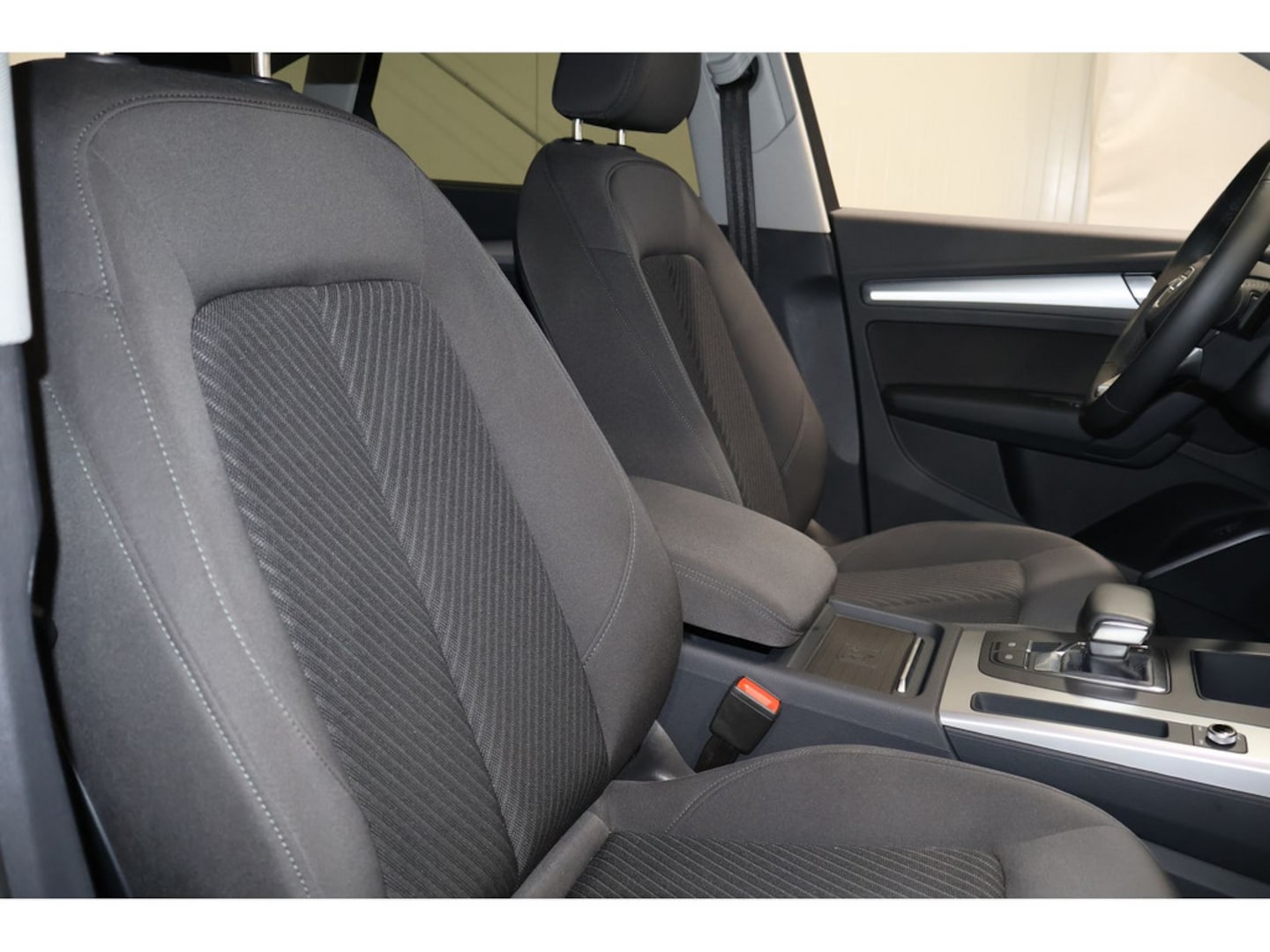 Bild über Audi Q5 Sportback 40 TDI quattro S tronic - für weitere Informationen kontaktieren Sie den Audi Partner