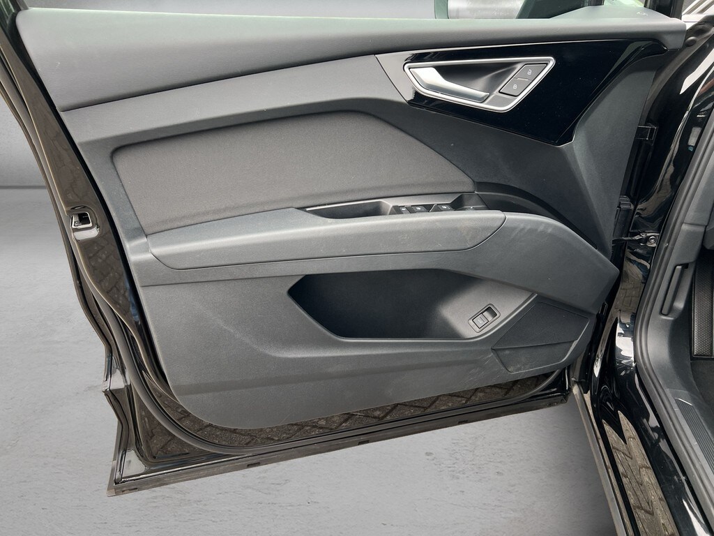 Image about Audi Q4 e-tron 40 e-tron