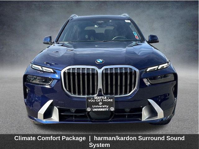 2023 BMW X7