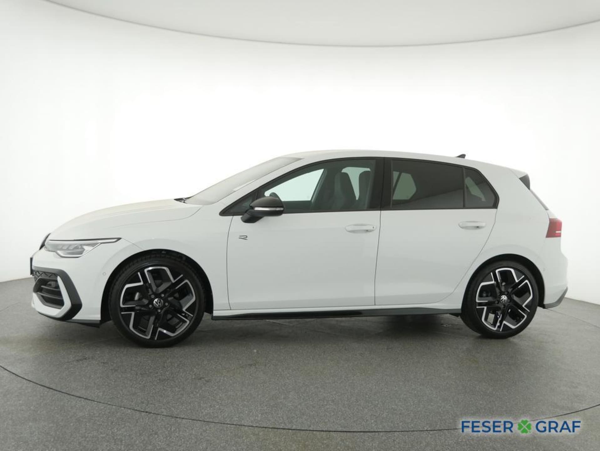 Volkswagen Golf R-Line