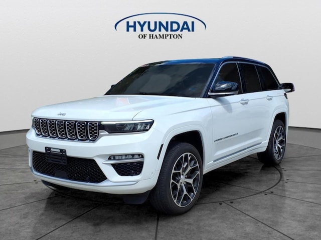 Photo of 2022 Jeep Grand Cherokee