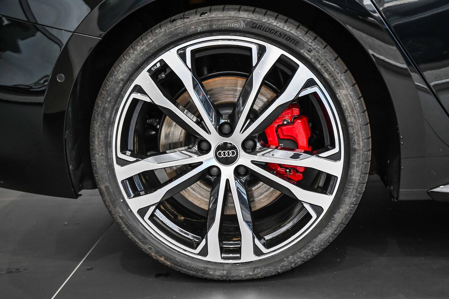 Image about Audi A5 Avant TFSI e e-hybrid quattro 270 kW S tronic