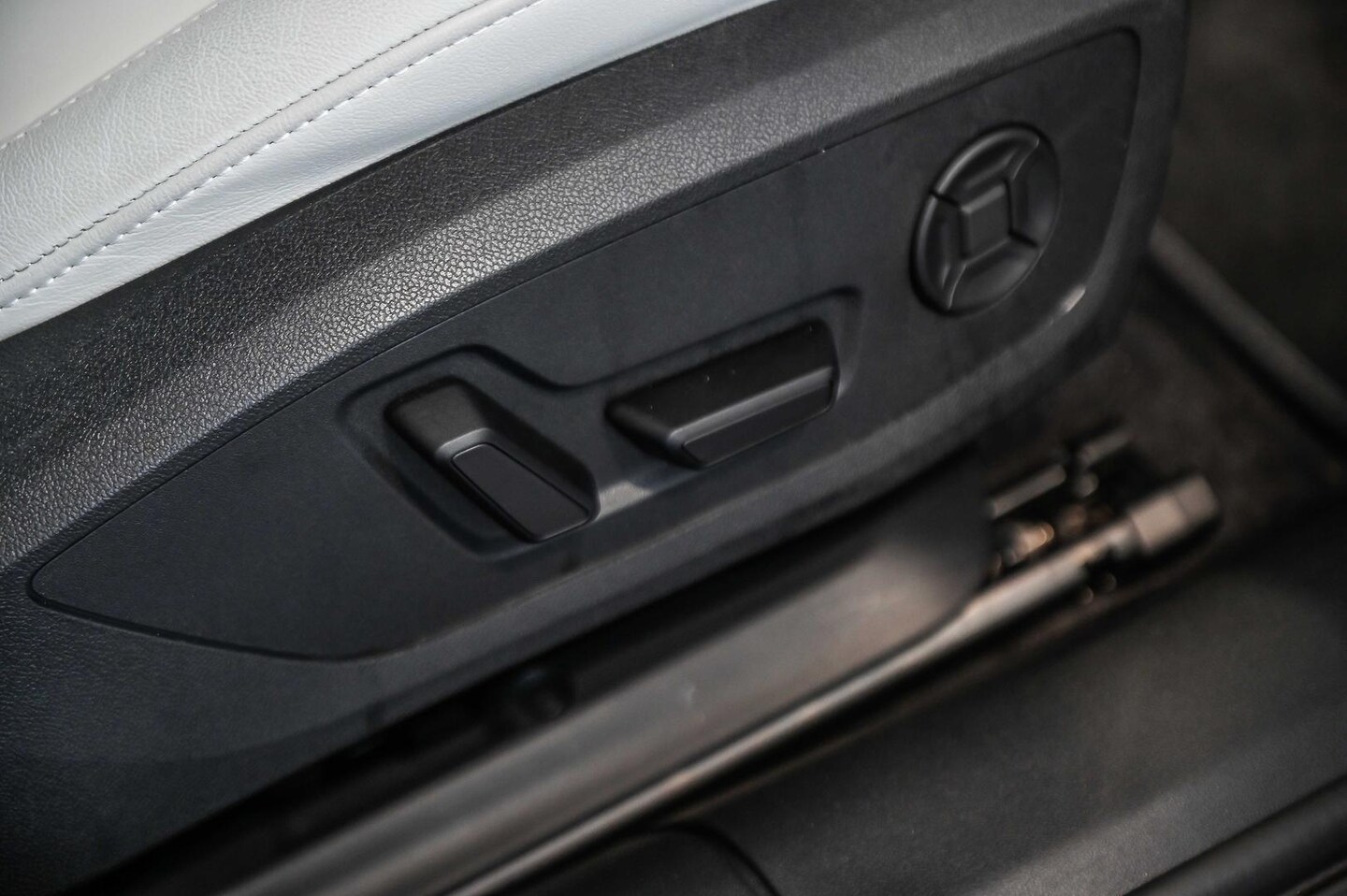 Image about Audi A5 Avant TFSI e e-hybrid quattro 270 kW S tronic