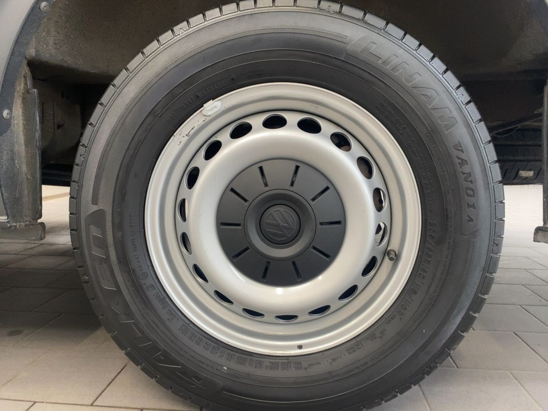 Volkswagen Crafter Kasten langer Radstand