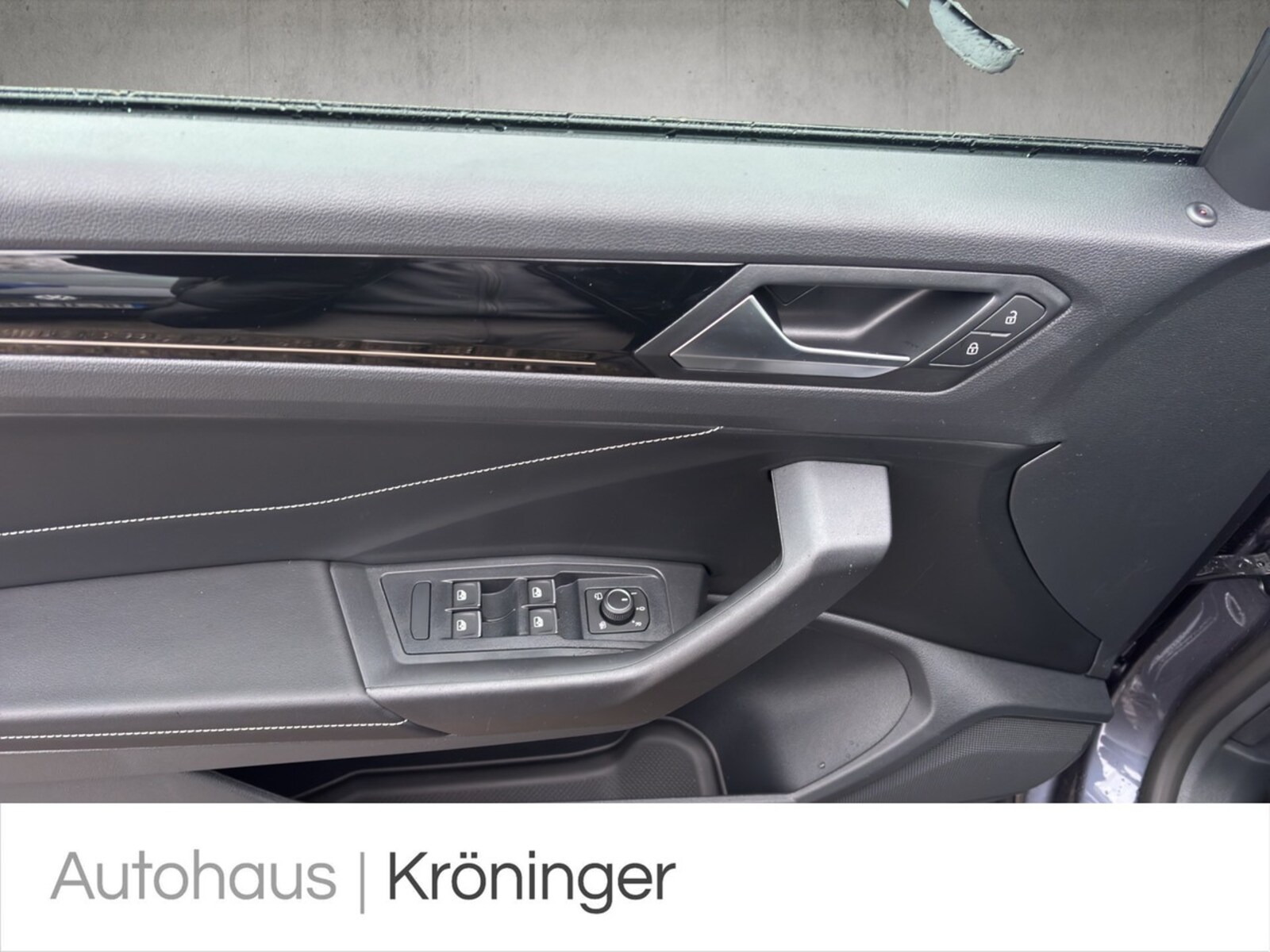 Volkswagen T-Roc Cabriolet – Bild 8
