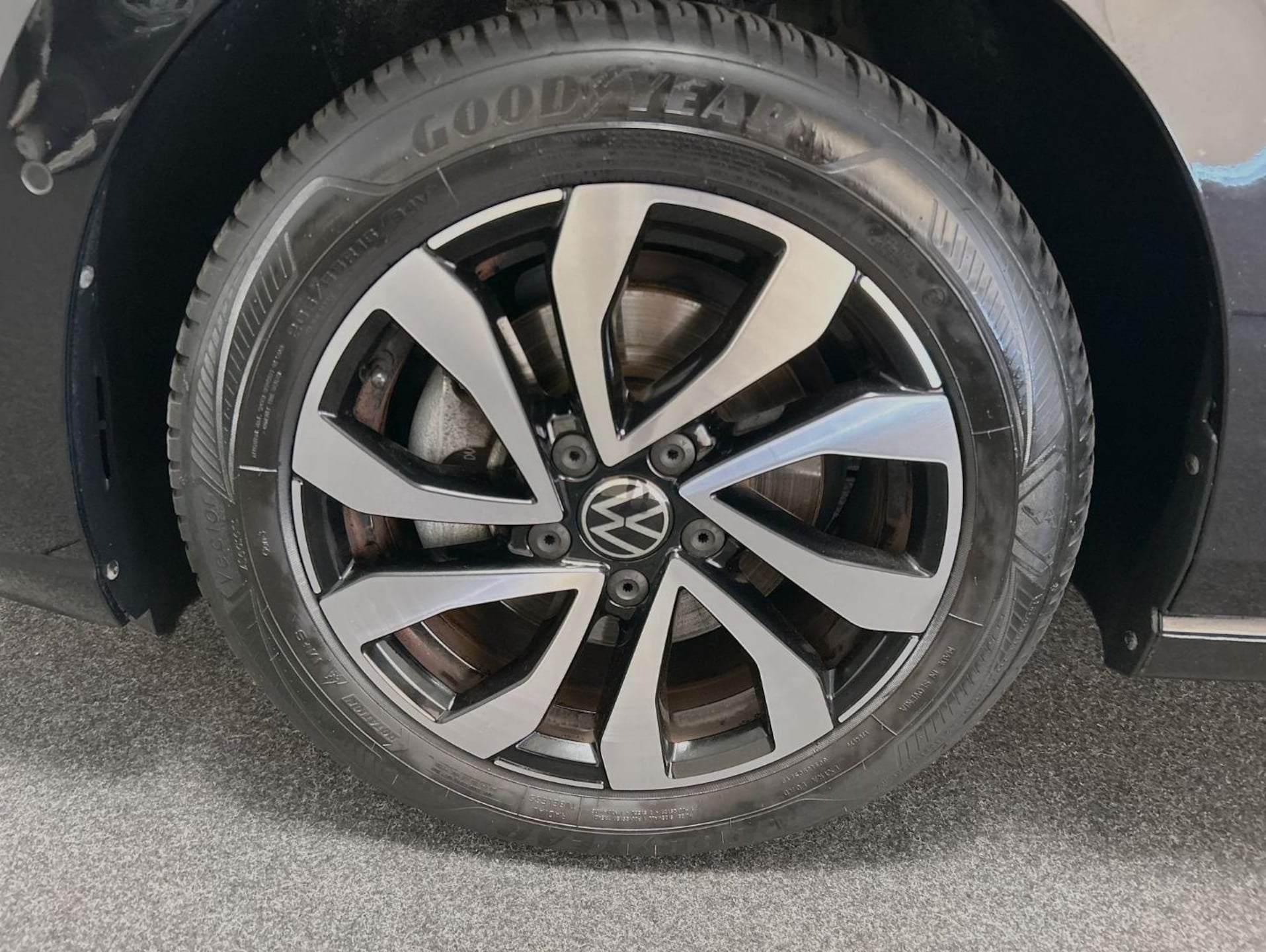 Volkswagen Golf Active