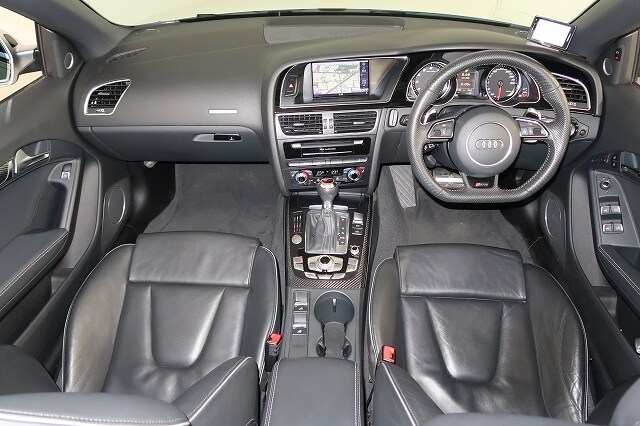 Image about Audi RS 5 Cabriolet RS 5 Cabriolet 4.2 FSI quattro	331(450)	kW(PS)	S tronic