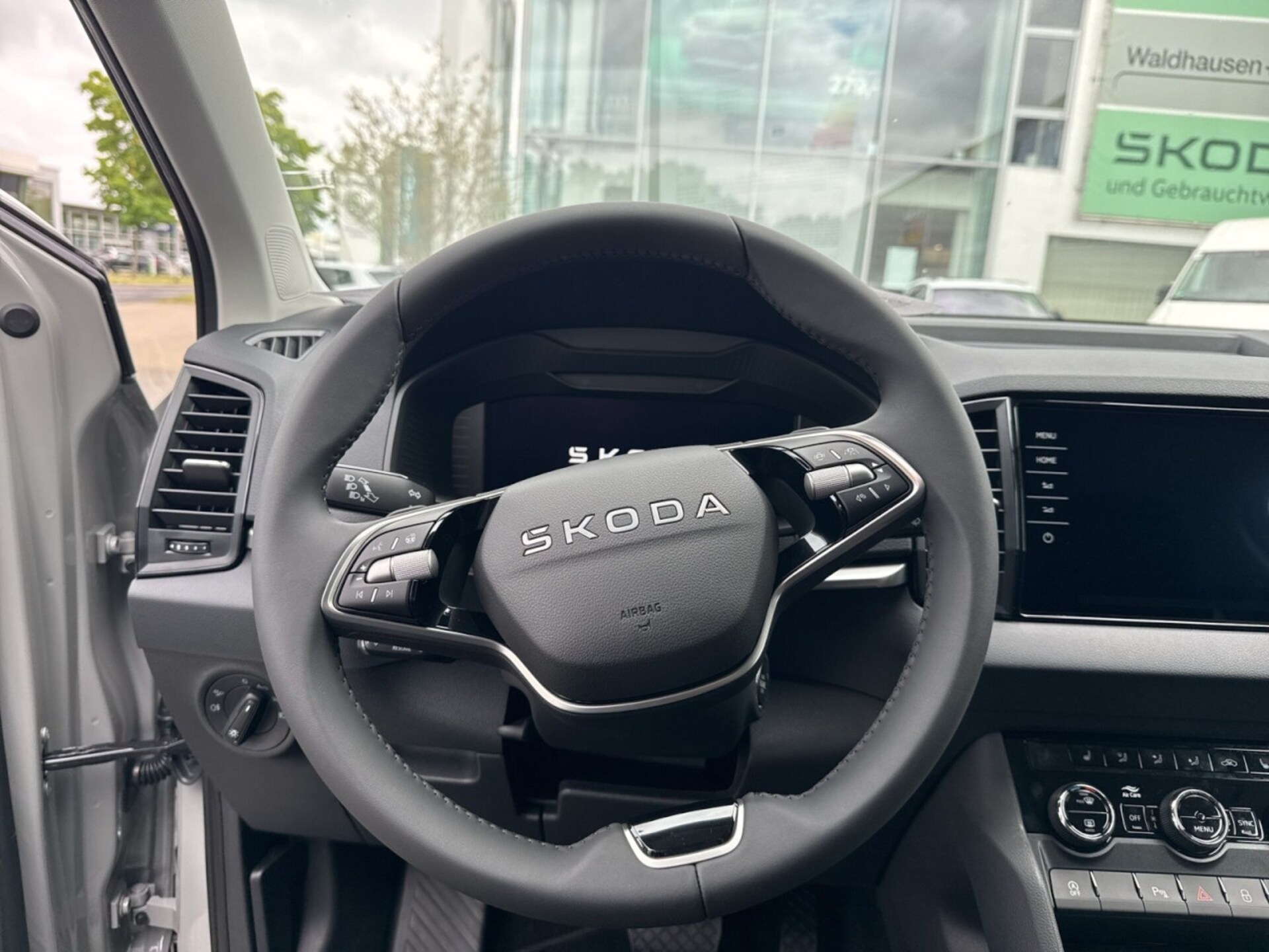 Skoda Karoq Tour
