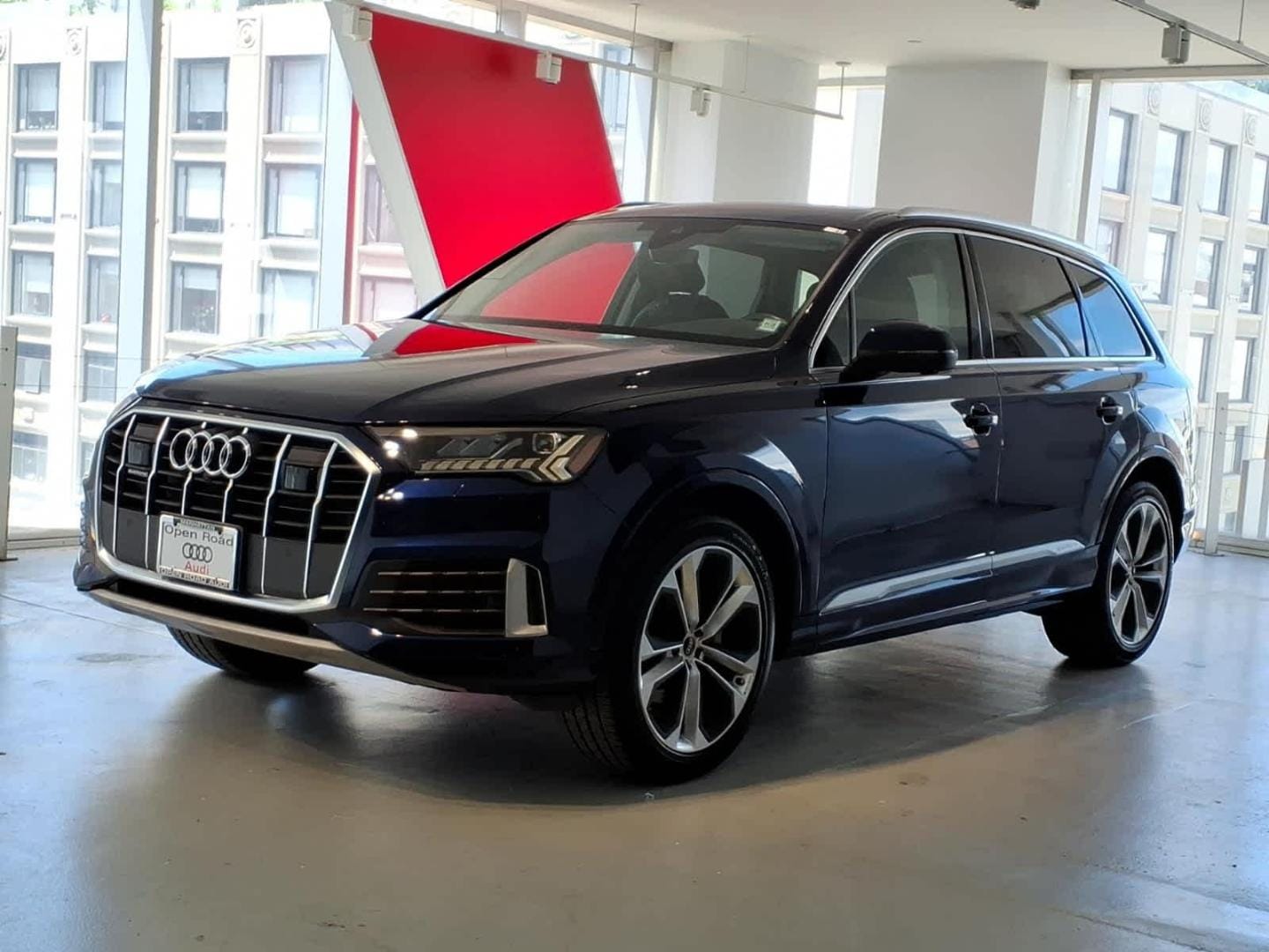 2023 Audi Q7 55 Premium Plus quattro Tiptronic's photo