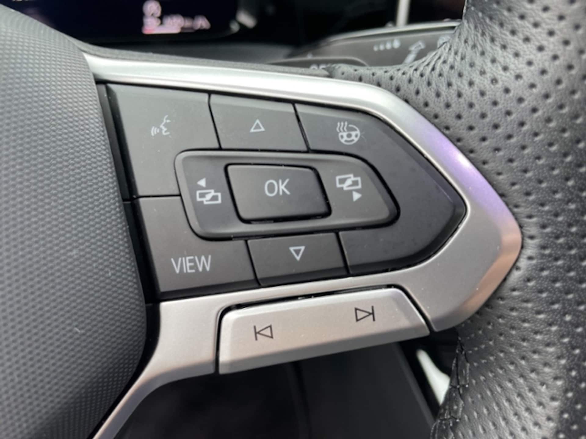 Volkswagen Golf Variant R-Line
