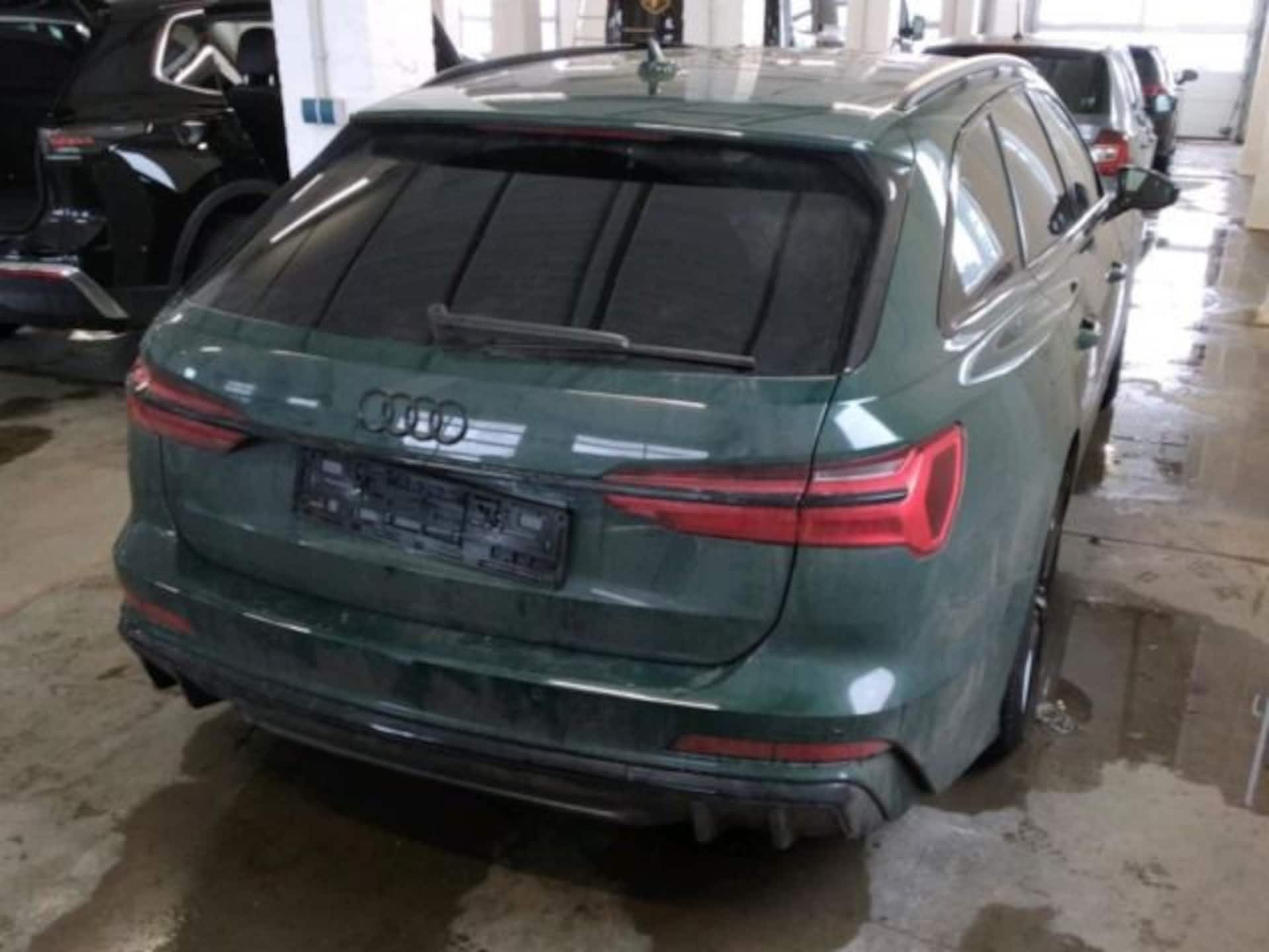 Audi S6 Avant