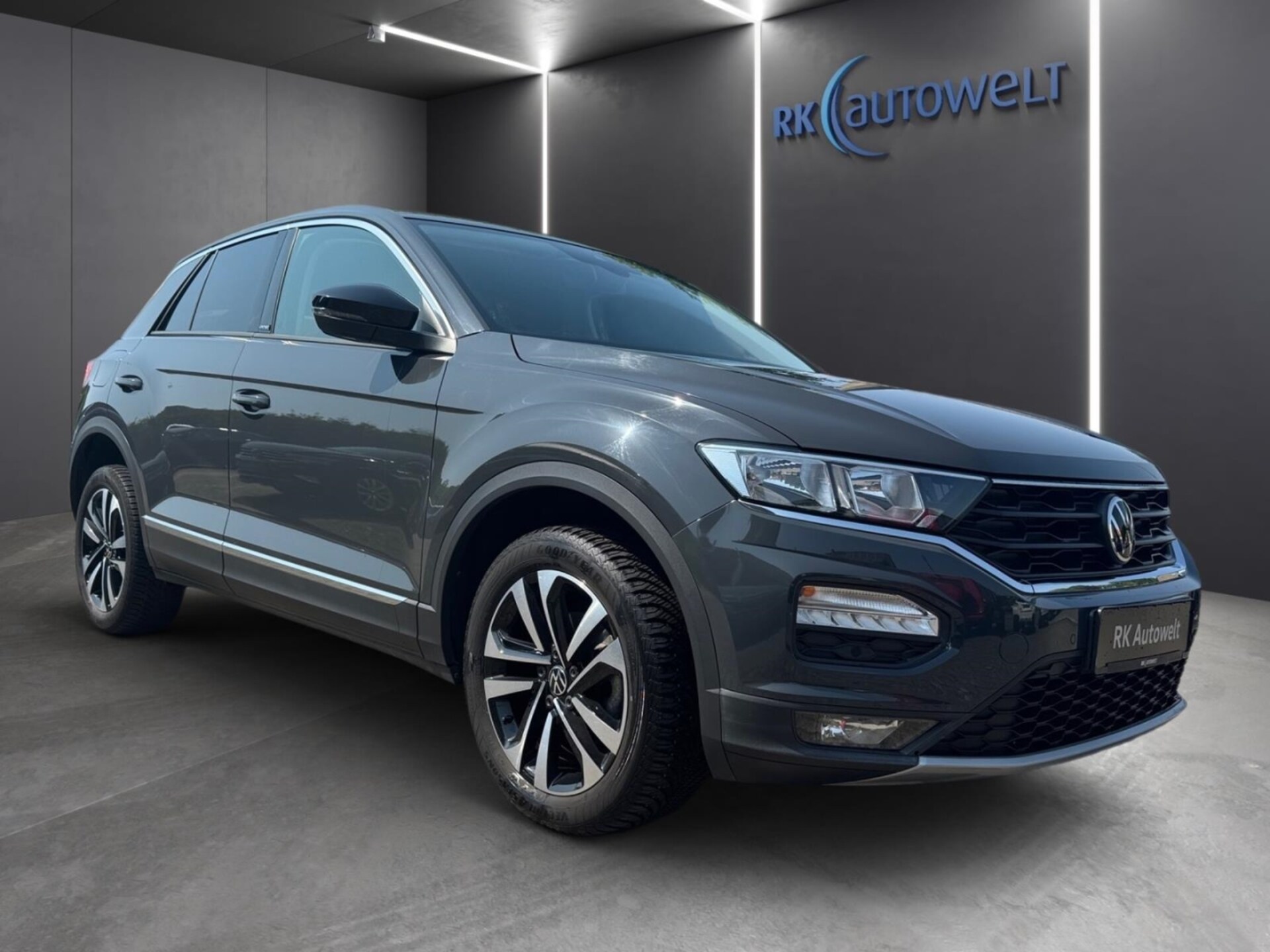 Volkswagen T-Roc United