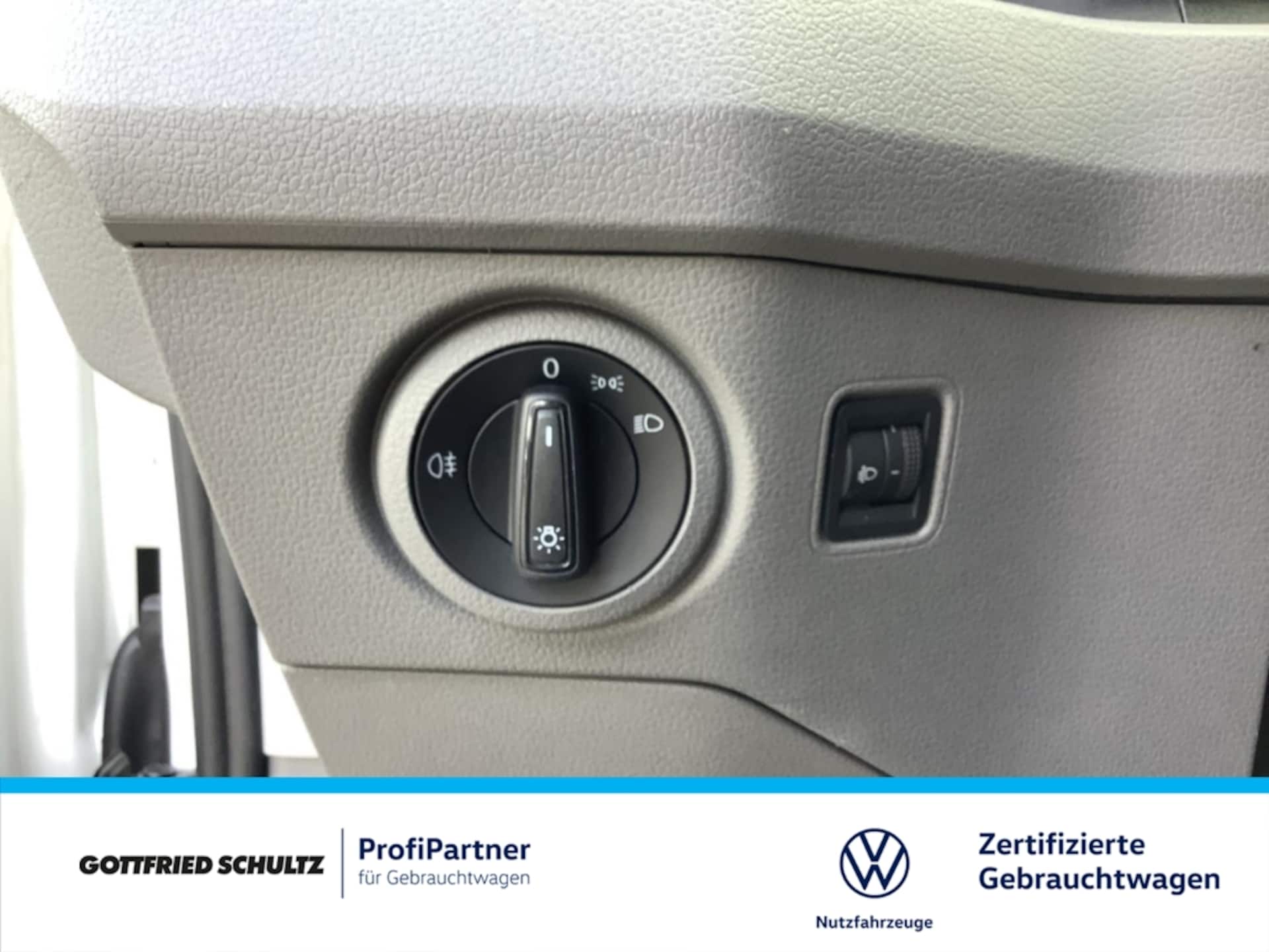Volkswagen Crafter Kasten mittlerer Radstand
