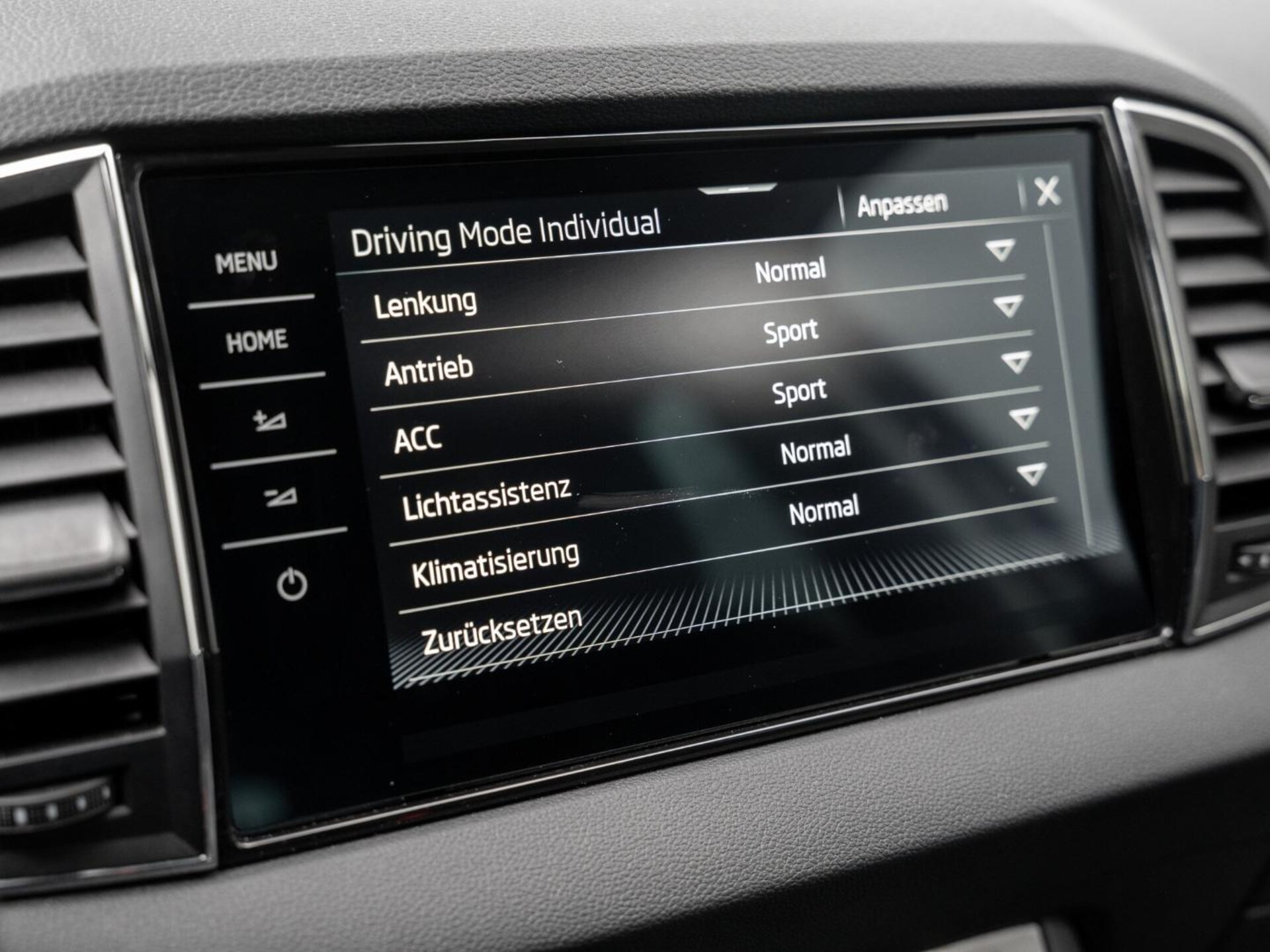 Skoda Karoq Selection