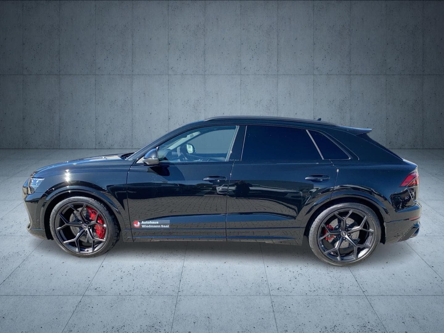 Bild über Audi RS Q8 SUV TFSI quattro 471 kW tiptronic - für weitere Informationen kontaktieren Sie den Audi Partner