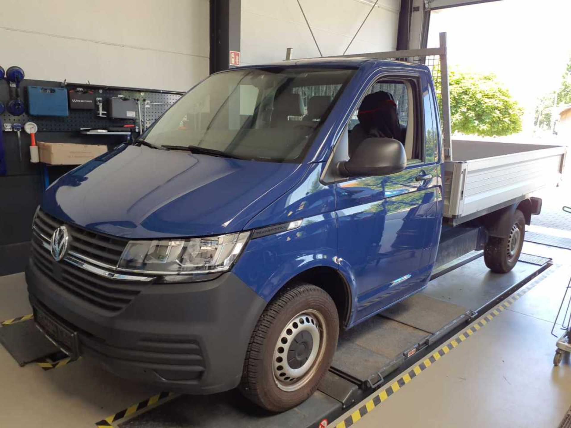 Volkswagen T6.1 Transporter Pritschenwagen Einzelkabine