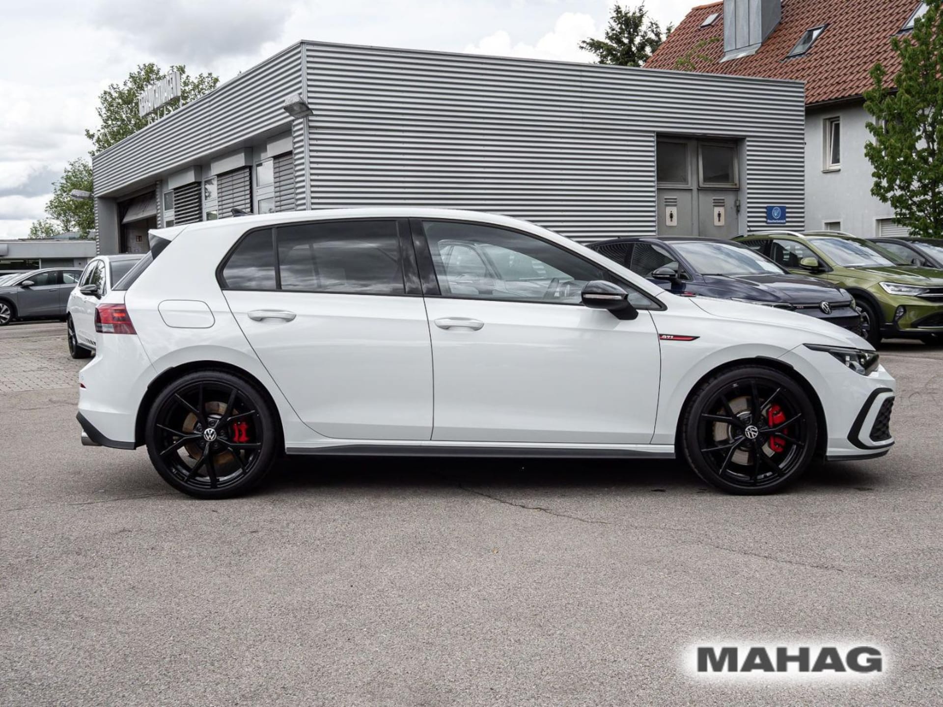 Volkswagen Golf GTI