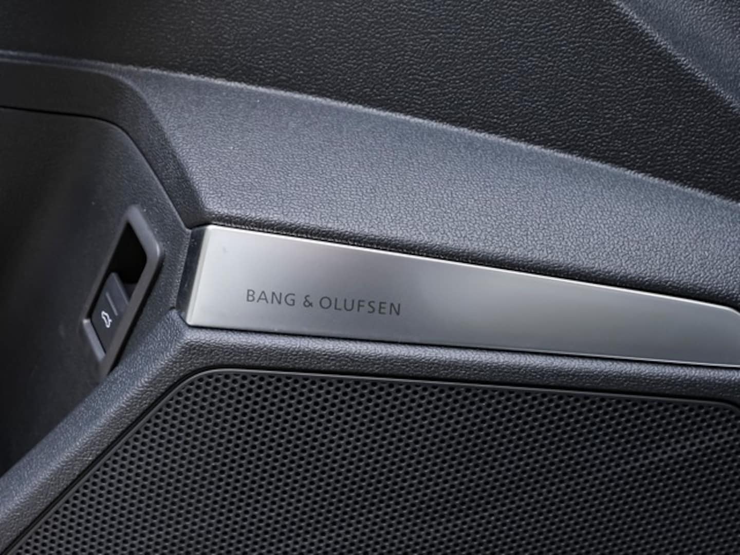 Bild über Audi A3 Sportback S line 40 TFSI quattro S tronic - für weitere Informationen kontaktieren Sie den Audi Partner
