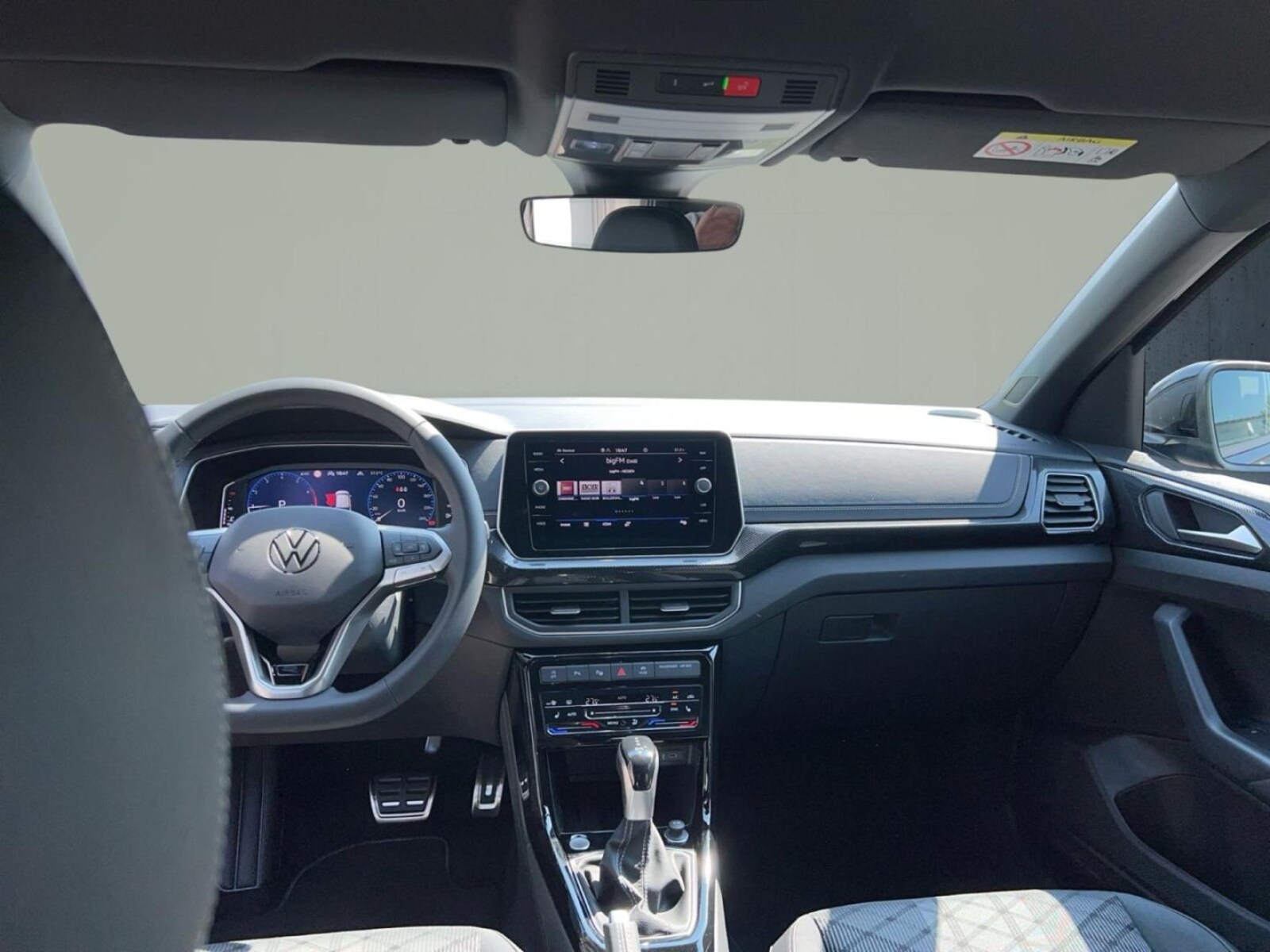 Volkswagen T-Cross – Bild 11