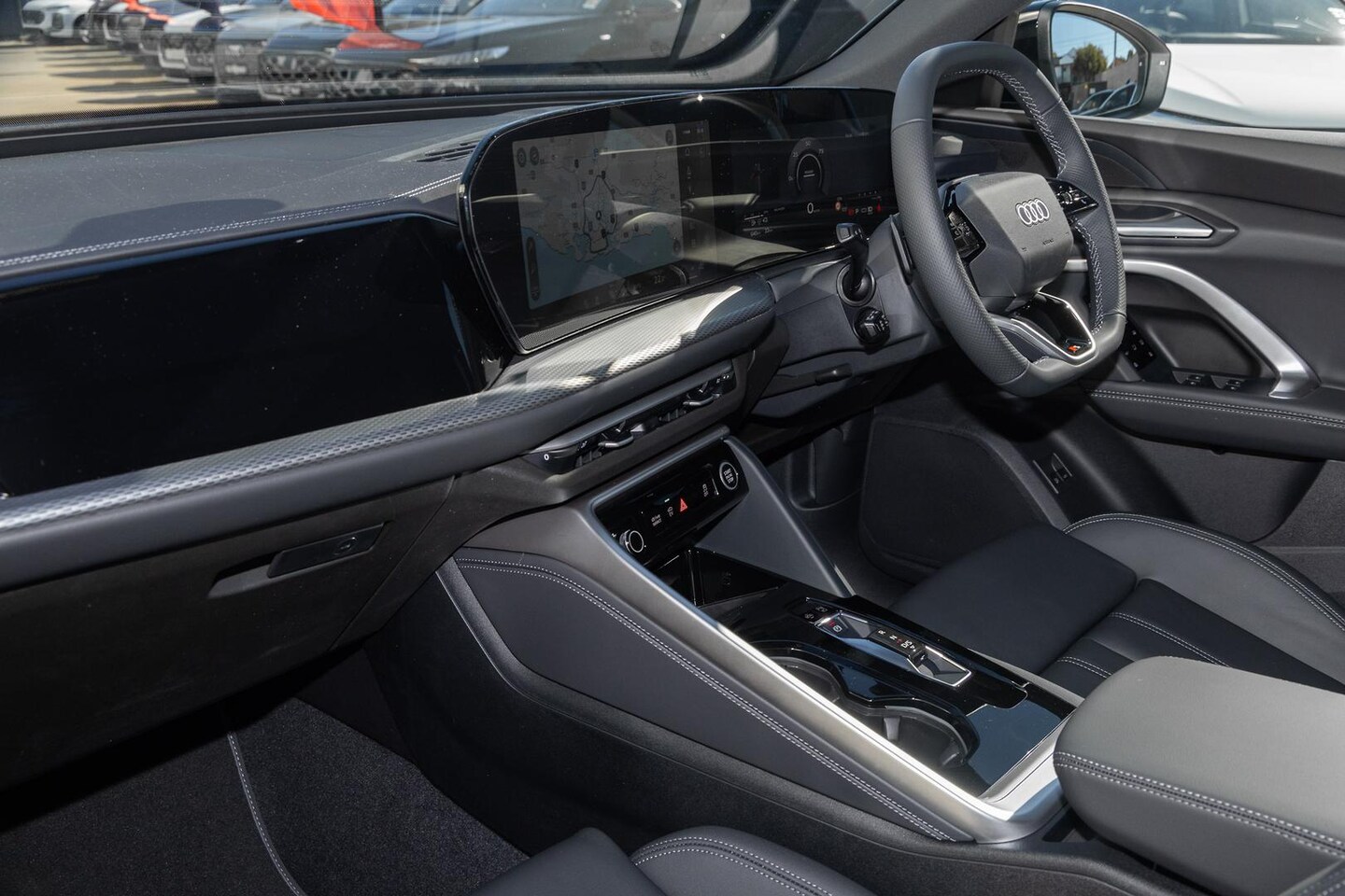 Image about Audi Q5 SUV e-hybrid quattro S tronic