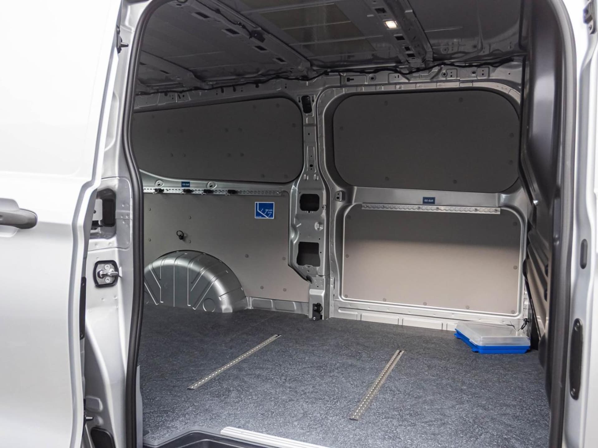 Volkswagen Transporter Kasten langer Radstand