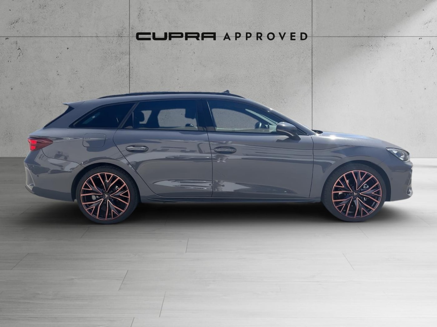 CUPRA Leon Sportstourer 1.5 eTSI DSG 110 kW (150 CV) — photo 3