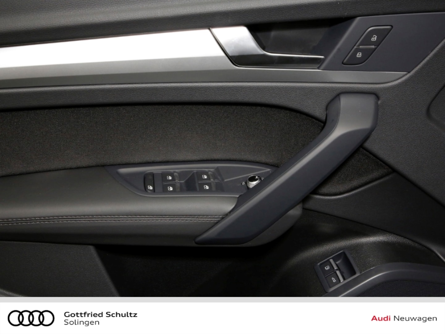 Bild über Audi Q5 Sportback TFSI e S line business 50 TFSI e quattro S tronic - für weitere Informationen kontaktieren Sie den Audi Partner