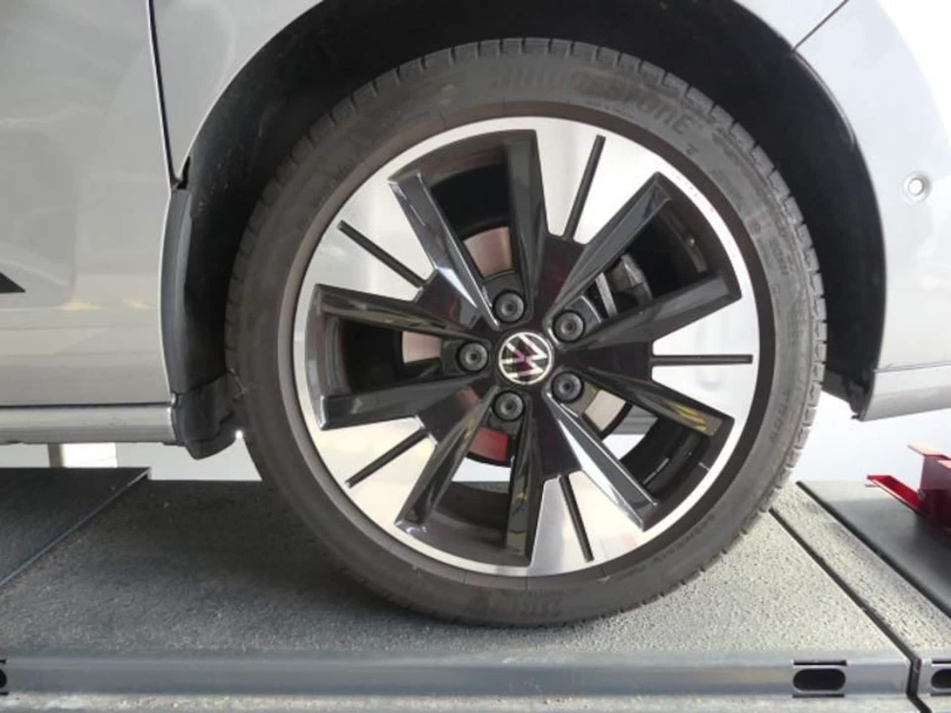 Volkswagen Multivan Life