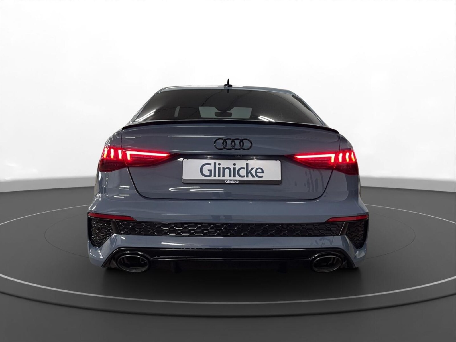 Audi RS 3 Limousine – Bild 3