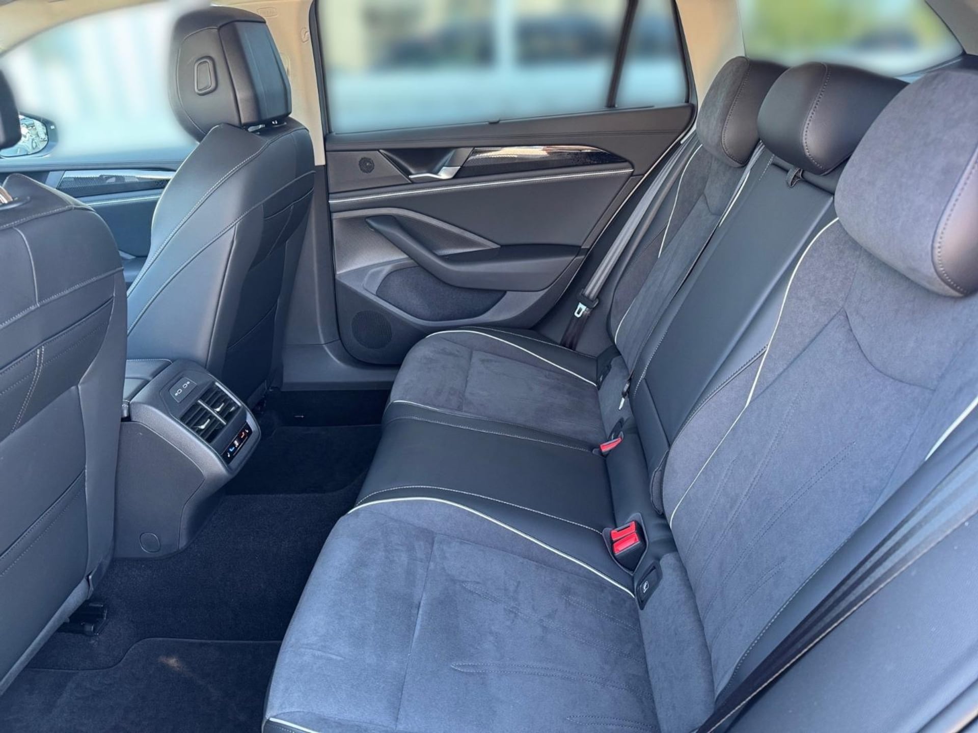 Volkswagen Passat Business