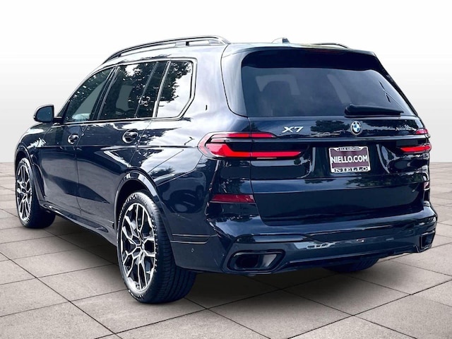 2026 BMW X7