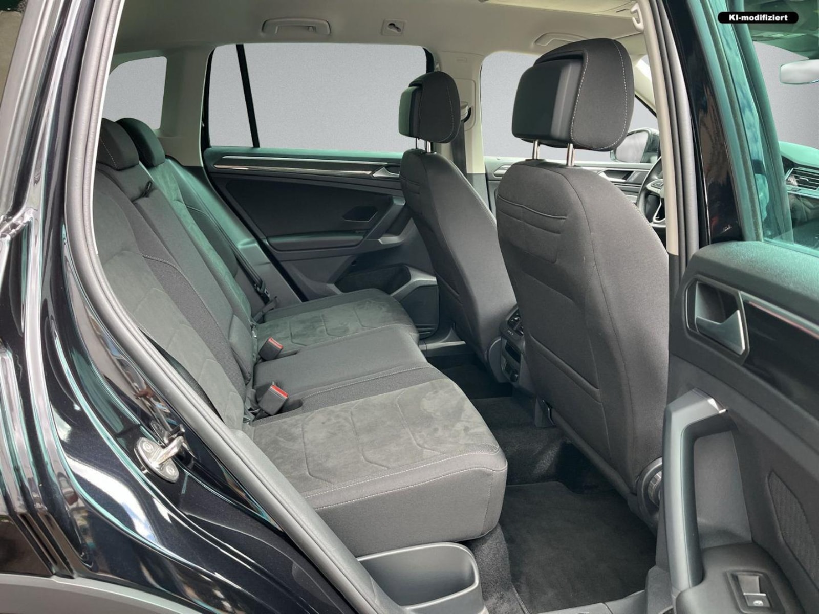 Volkswagen Tiguan – Bild 12