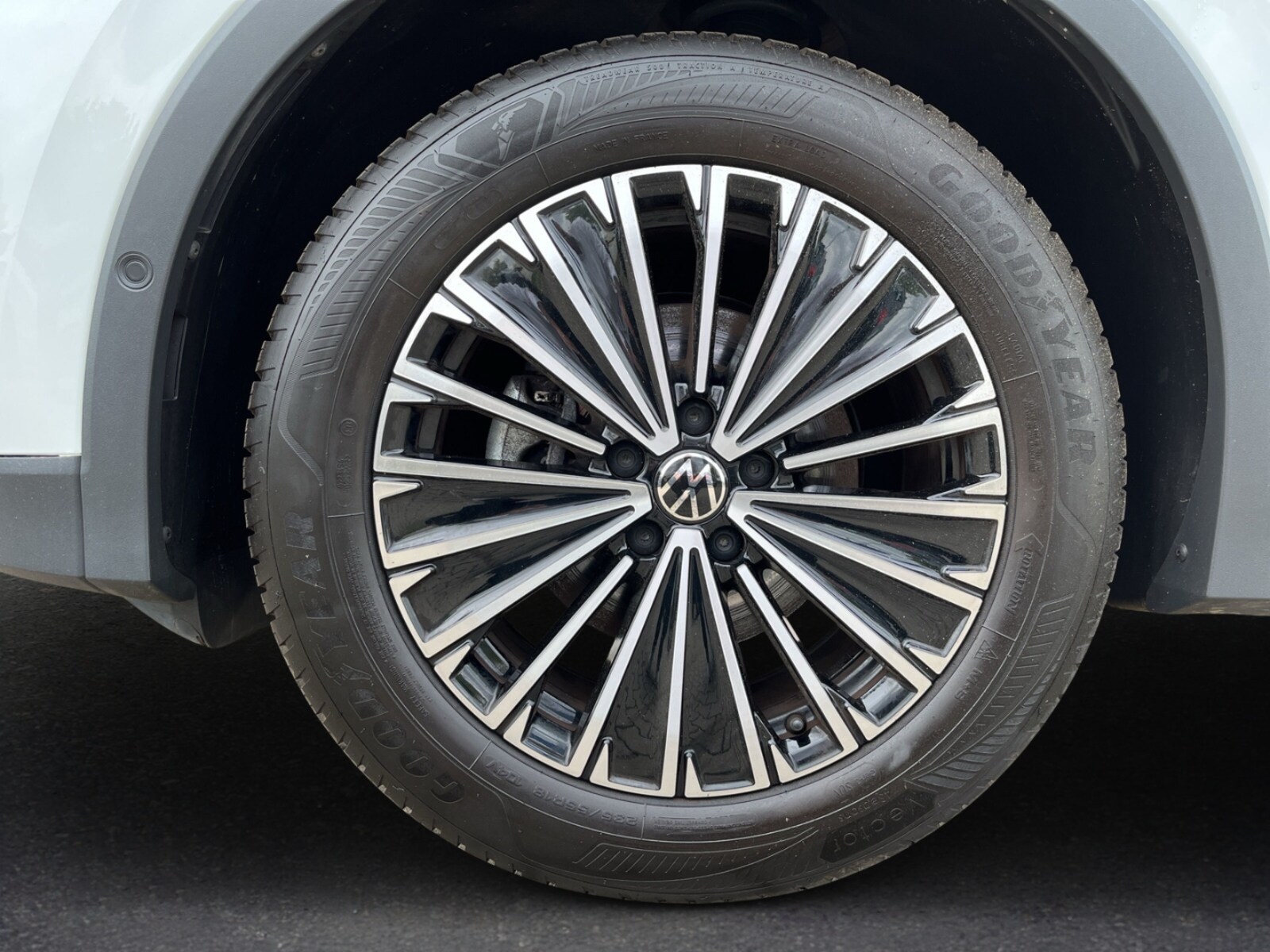 Volkswagen Tiguan – Bild 7