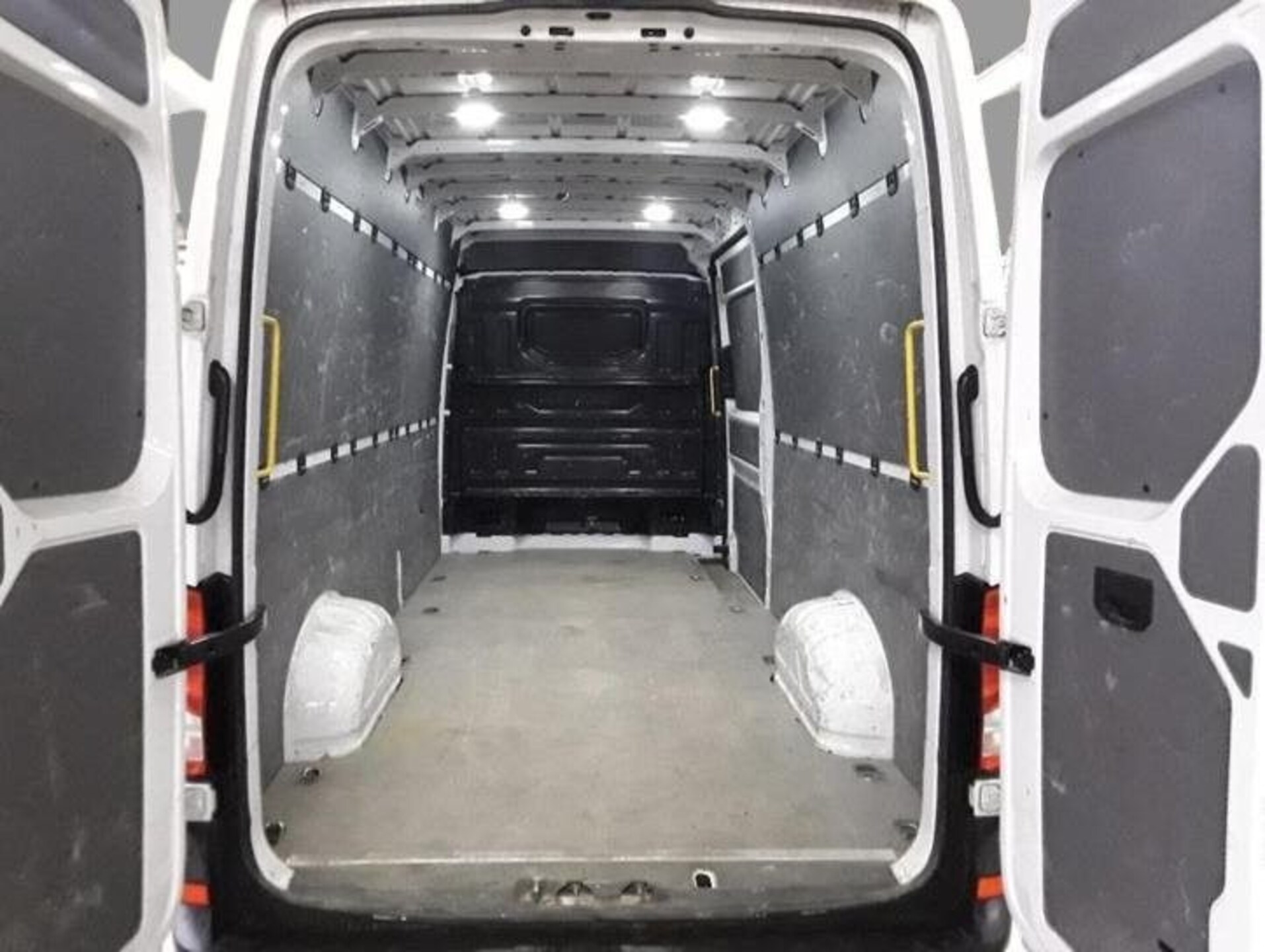 Volkswagen Crafter Kasten langer Radstand