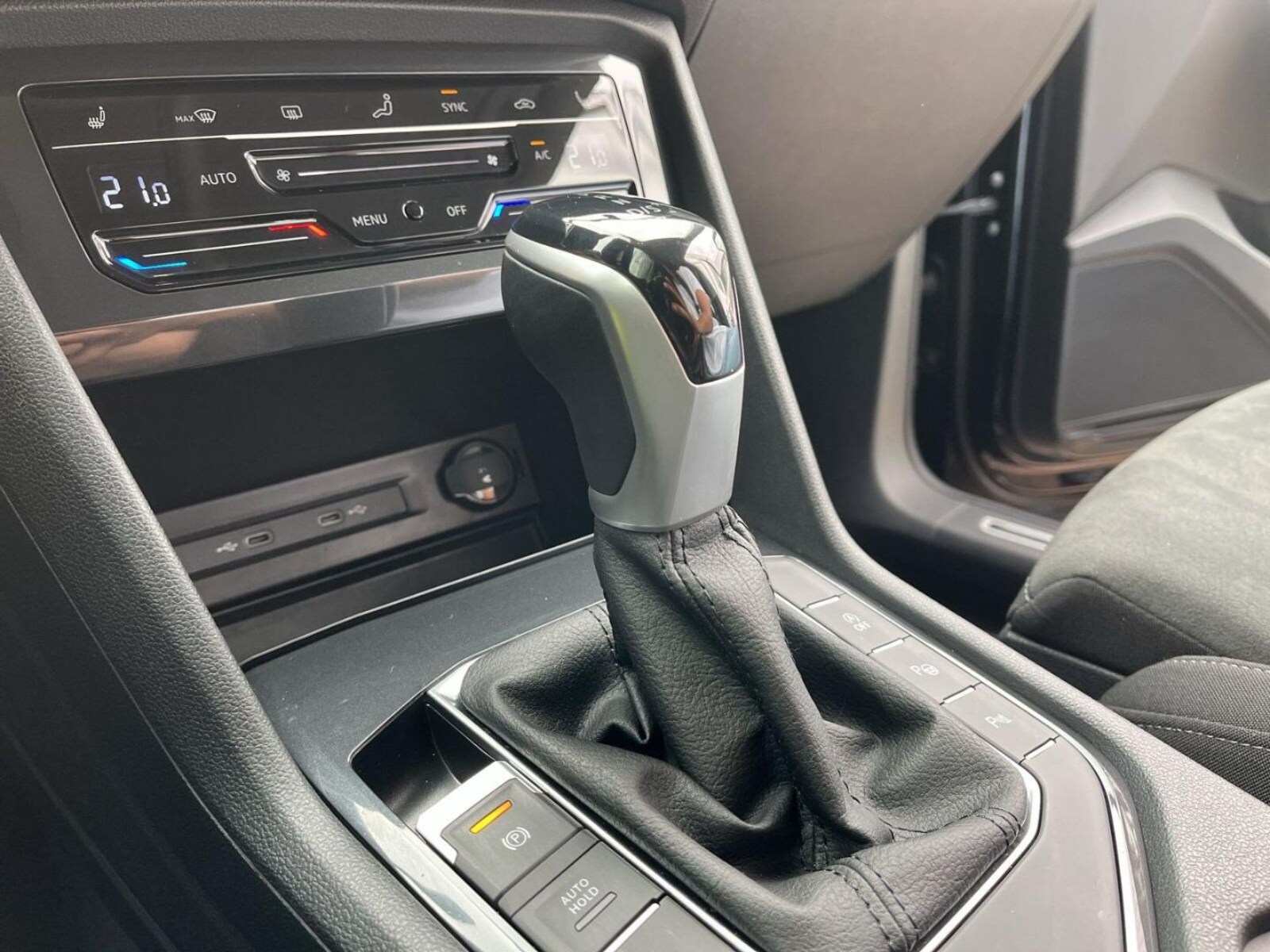 Volkswagen Tiguan – Bild 15