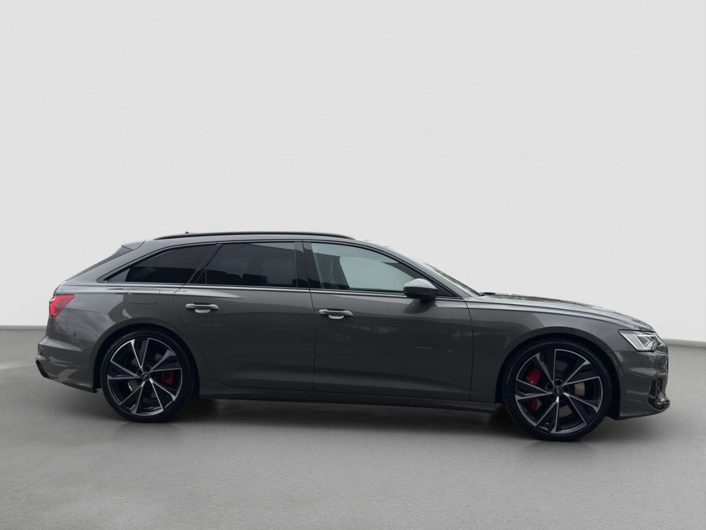 Bild über Audi S6 Avant TDI quattro tiptronic - für weitere Informationen kontaktieren Sie den Audi Partner