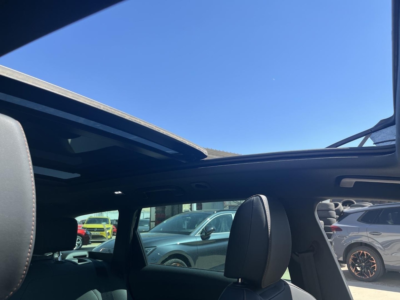 CUPRA Leon Sportstourer 1.5 eTSI DSG 110 kW (150 CV) — photo 12