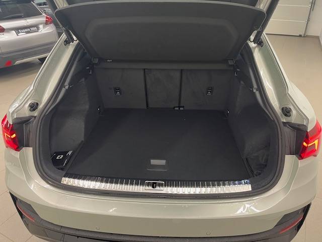 Image about Audi Q3 Sportback Black Edition 35 TFSI 110 kW (150 ch) S tronic