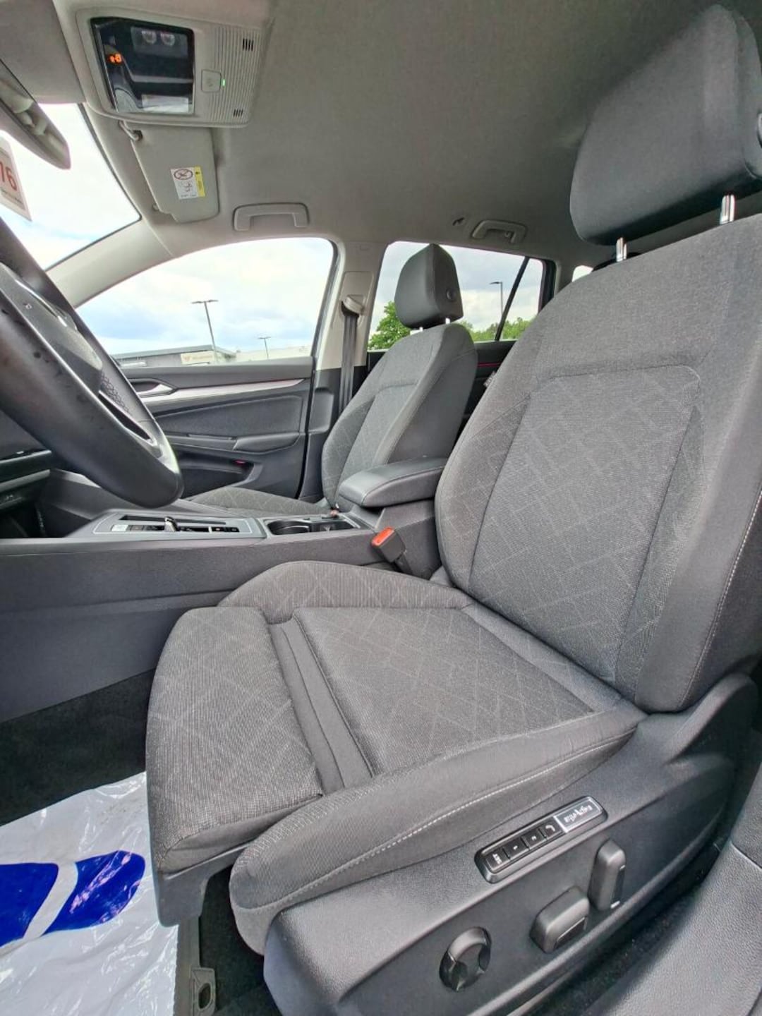 Volkswagen Golf Variant Life