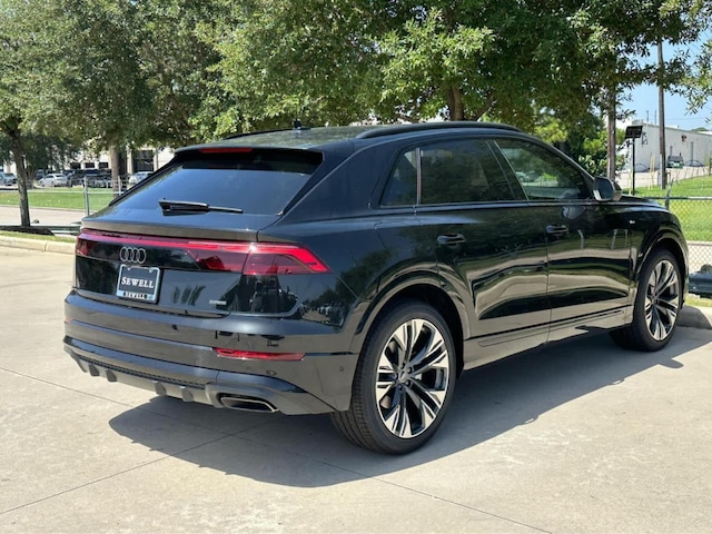 2026 Audi Q8