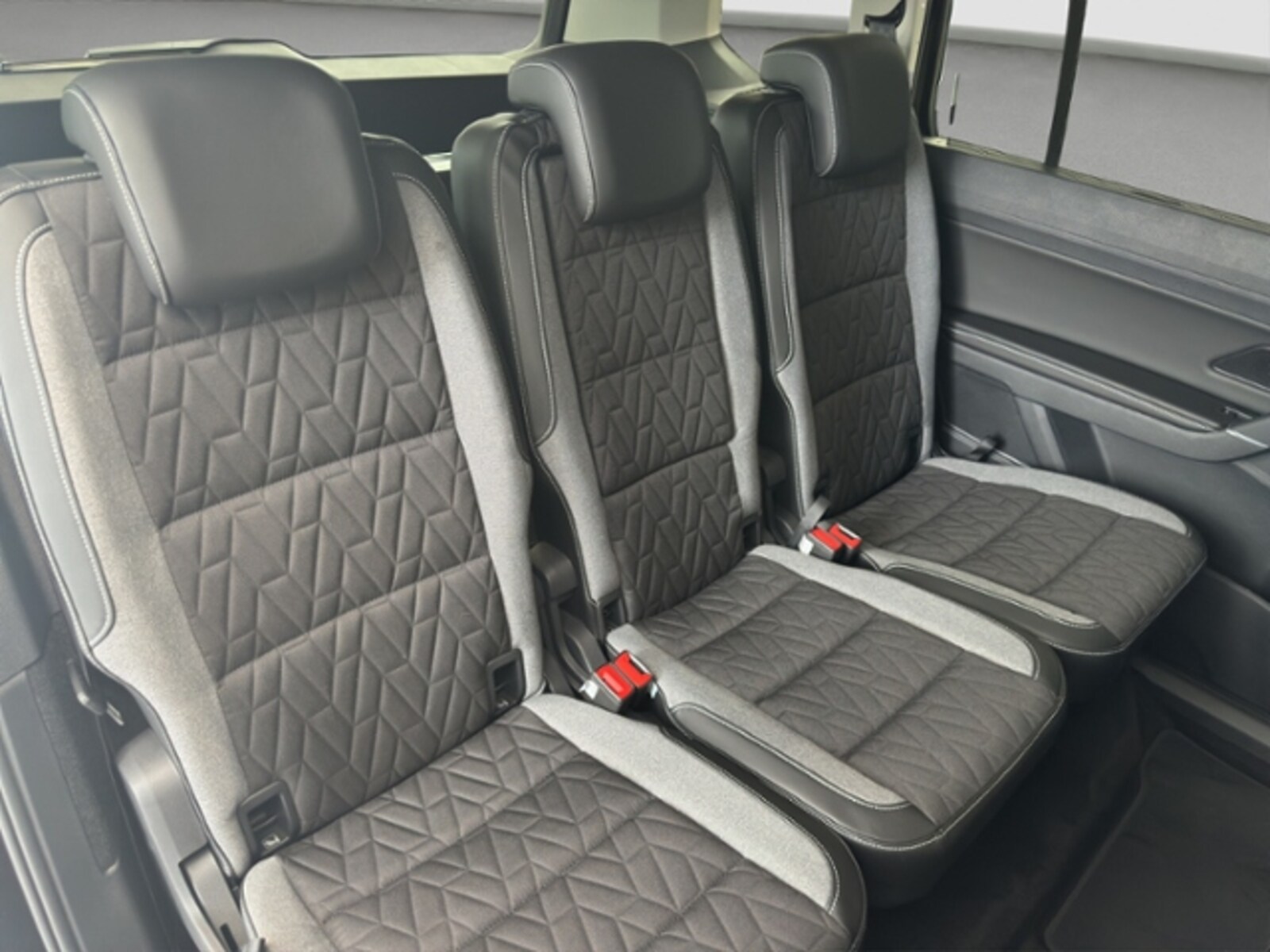 Volkswagen Touran – Bild 19