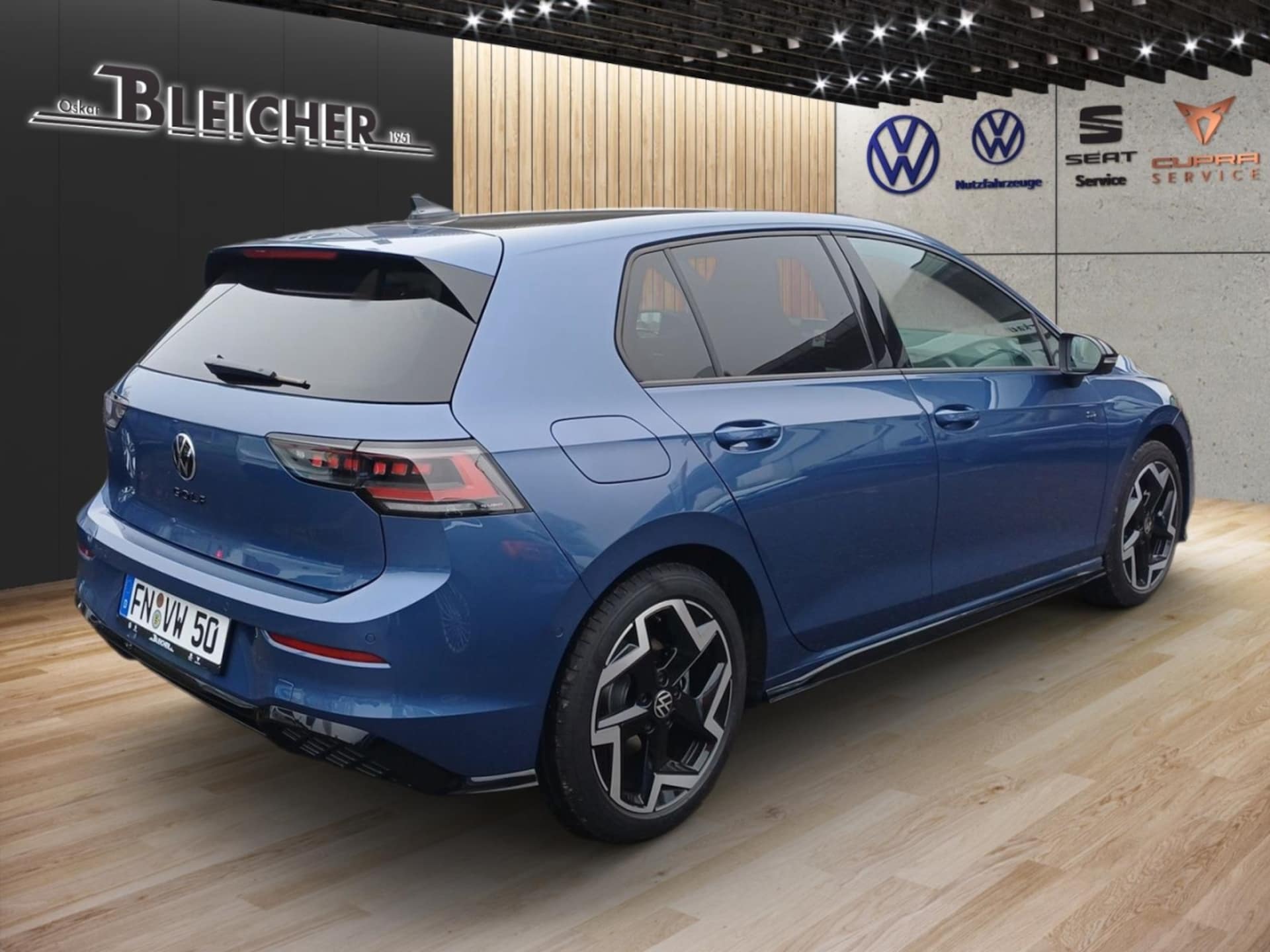 Volkswagen Golf R-Line