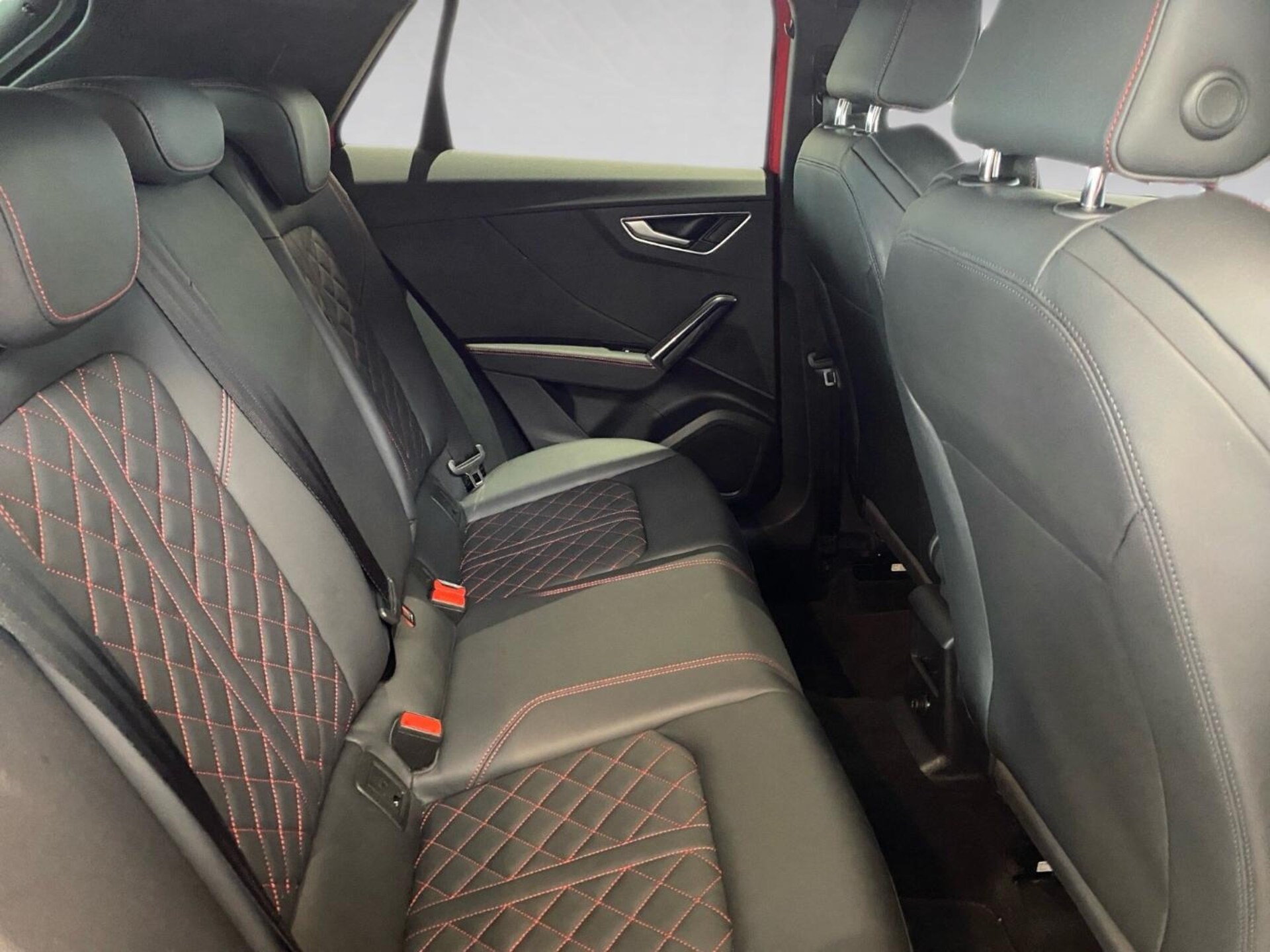 Audi Q2 S line