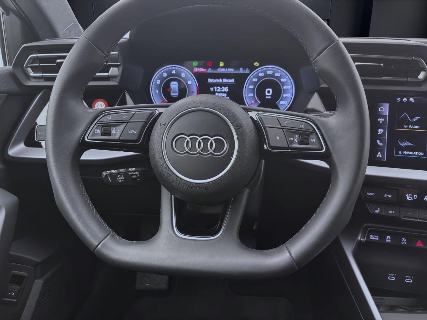 Bild über Audi A3 Limousine TFSI Schaltgetriebe - für weitere Informationen kontaktieren Sie den Audi Partner