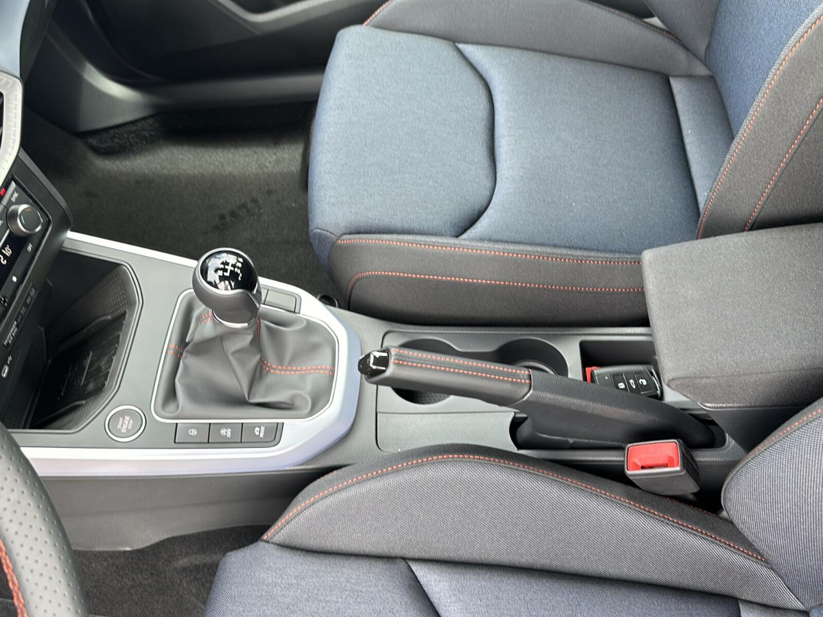 SEAT Arona – Bild 10