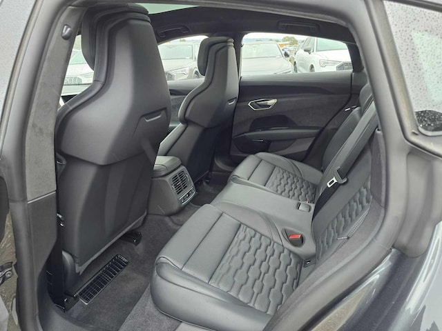2026 Audi S e-tron GT Prestige - Photo 18
