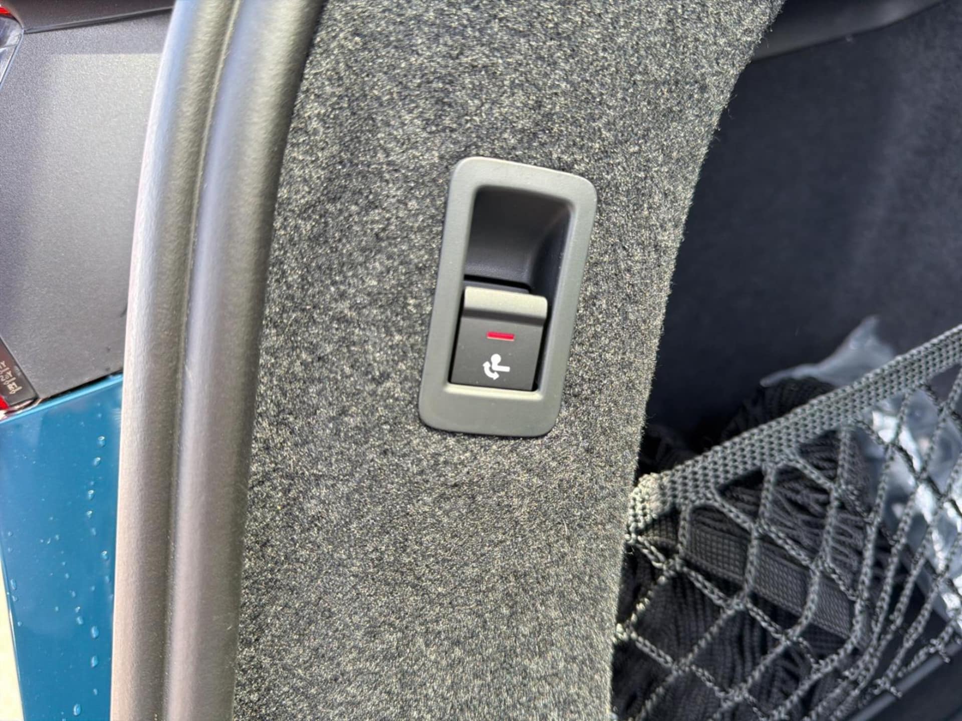 Audi A6 Avant e-tron edition one